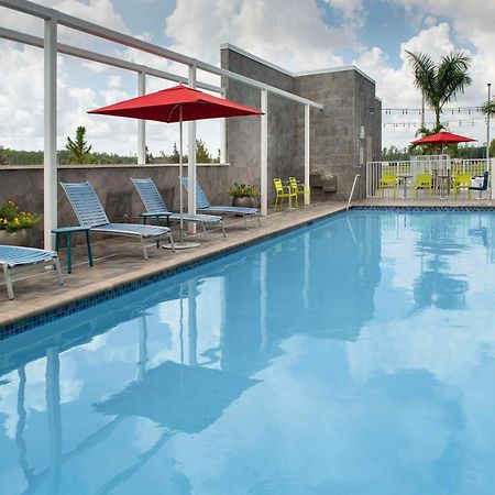 Home2 Suites By Hilton Fort Myers Airport Exteriör bild