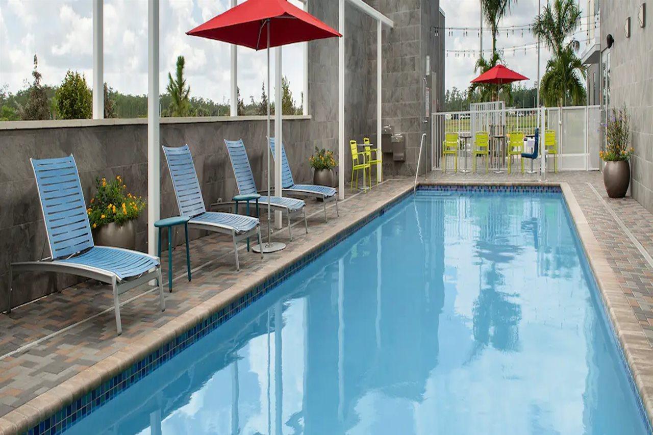 Home2 Suites By Hilton Fort Myers Airport Exteriör bild
