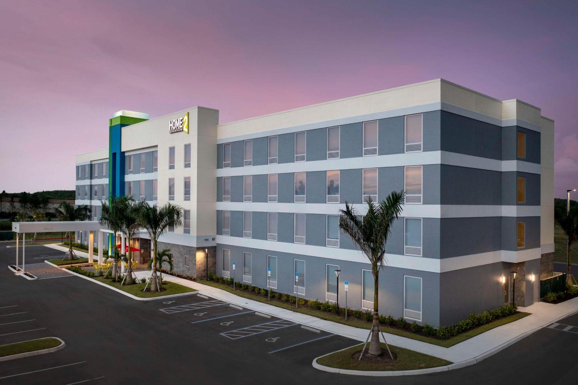 Home2 Suites By Hilton Fort Myers Airport Exteriör bild