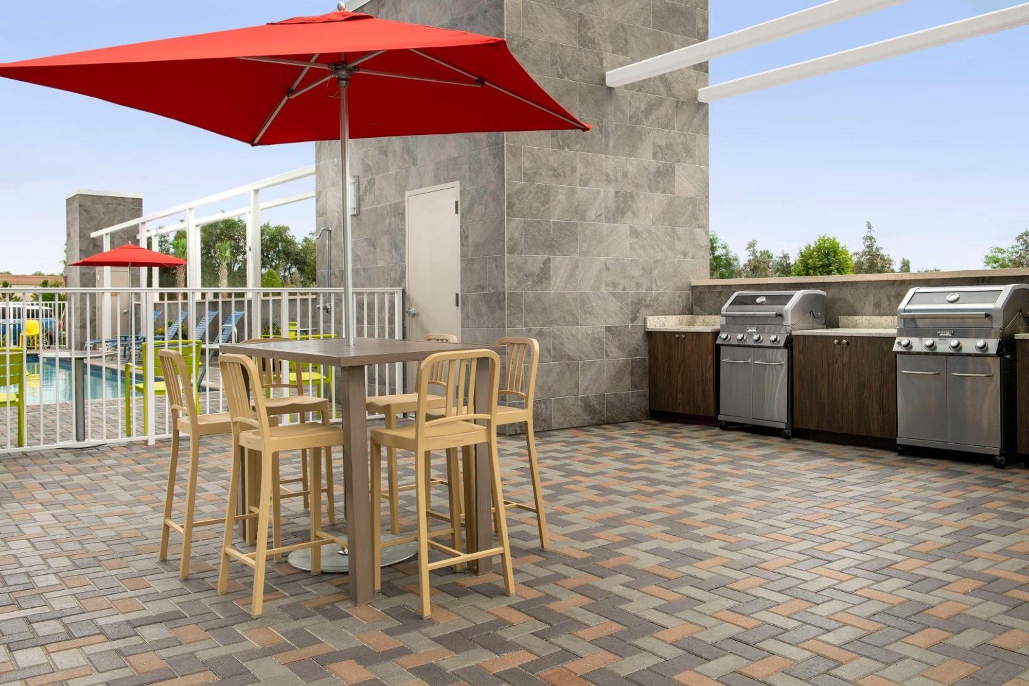 Home2 Suites By Hilton Fort Myers Airport Exteriör bild